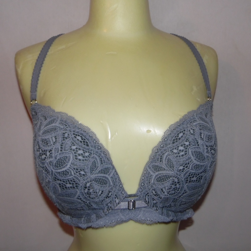 Victoria's Secret very sexy push up bra